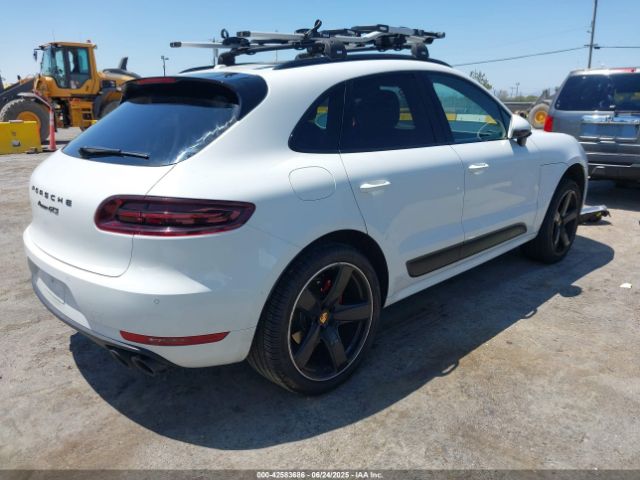 2018 PORSCHE MACAN WP1AG2A5XJLB63453 Photo 3