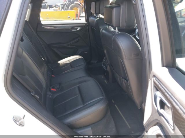 2018 PORSCHE MACAN WP1AG2A5XJLB63453 Photo 7