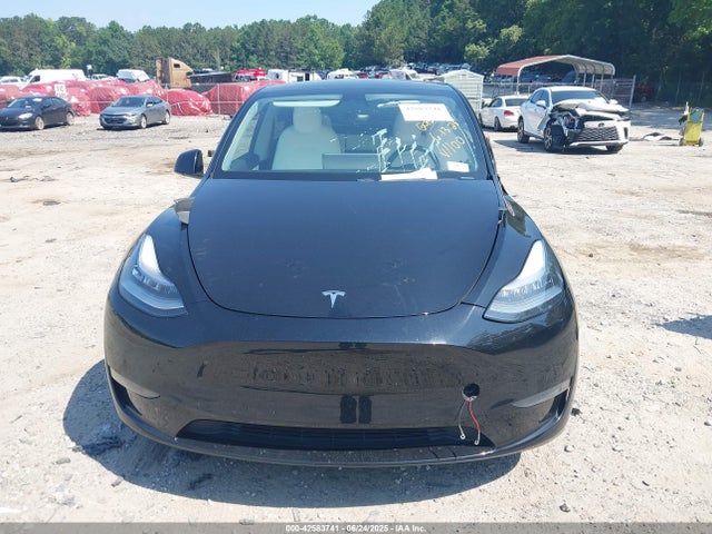 5YJYGDEE9MF081100 Tesla Model Y