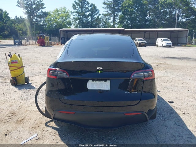 5YJYGDEE9MF081100 Tesla Model Y