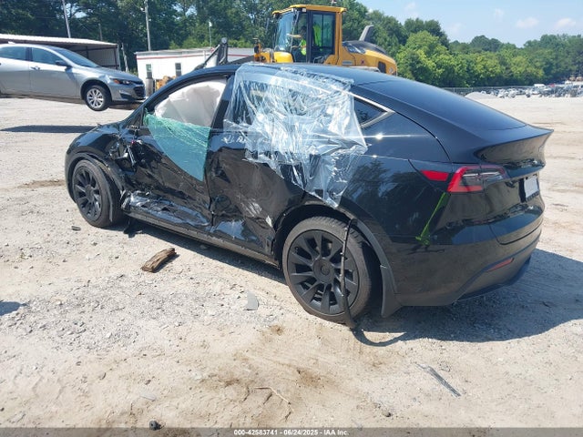 2021 TESLA MODEL Y 5YJYGDEE9MF081100 Photo 2