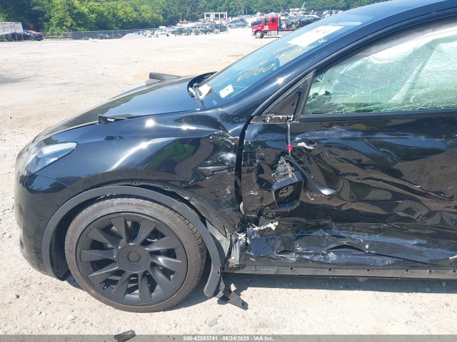 2021 TESLA MODEL Y 5YJYGDEE9MF081100 Photo 5