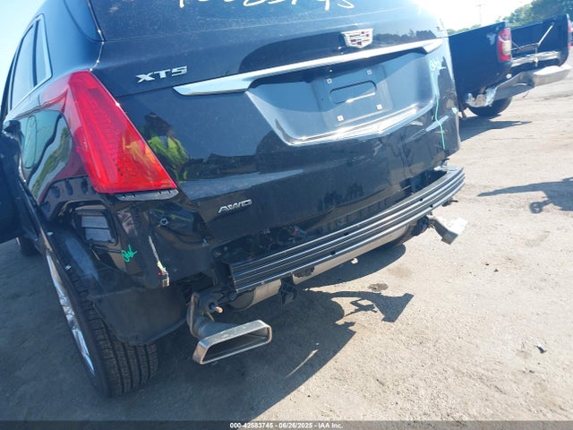 2018 CADILLAC XT5 1GYKNFRS1JZ195373 Photo 5