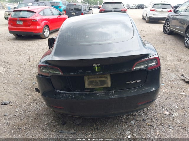 5YJ3E1EC9LF742040 Tesla MODEL 3