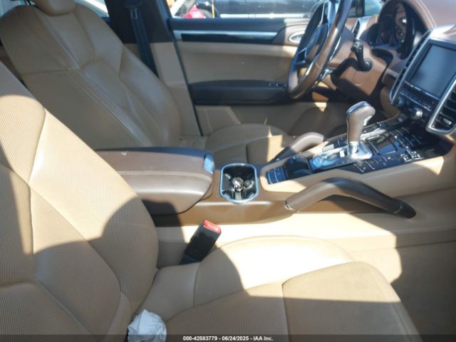 2015 PORSCHE CAYENNE WP1AB2A2XFLA61243 Photo 4