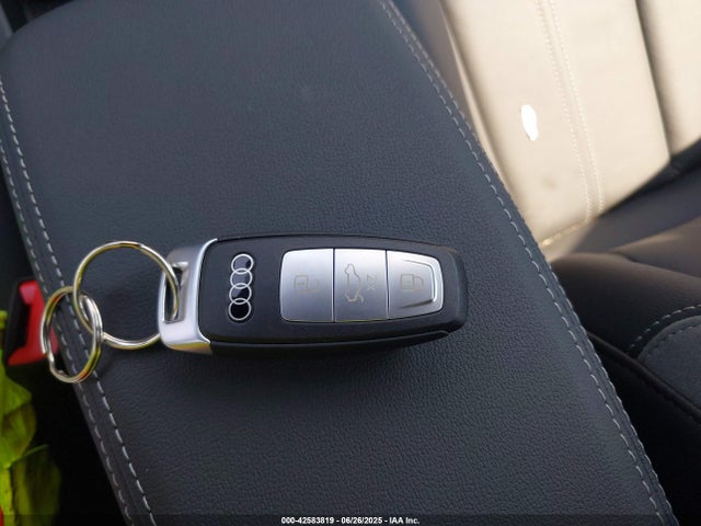 2025 AUDI A3 WAUHUDGY1SA058591 Photo 10