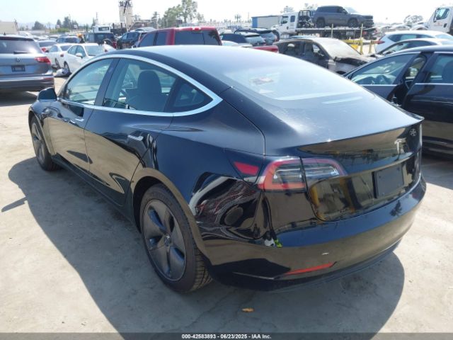2019 TESLA MODEL 3 5YJ3E1EA2KF305378 Photo 2