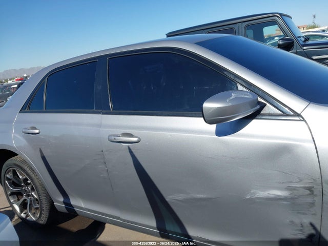 Chrysler 2015 2015 2C3CCABG8FH743180 Image 13