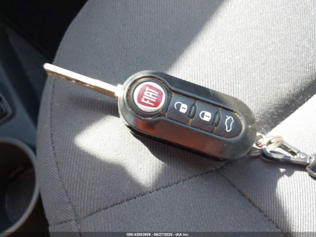 2015 FIAT 500 3C3CFFAR6FT556082 Photo 10