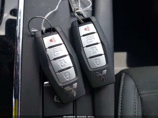 2023 MITSUBISHI OUTLANDER JA4J3UA81PZ049165 Photo 10