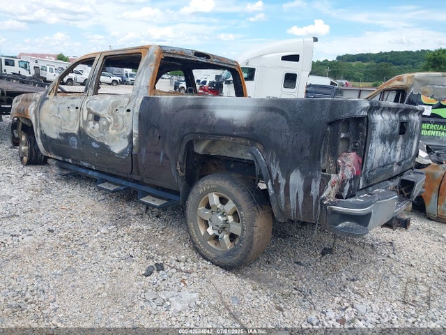 1GT12TE83GF132126 GMC lml - pti, duramax