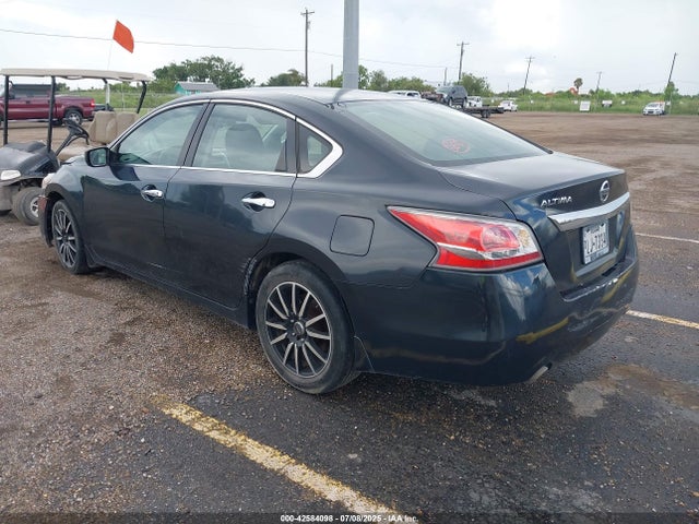1N4AL3AP3FN865233 Nissan 2015