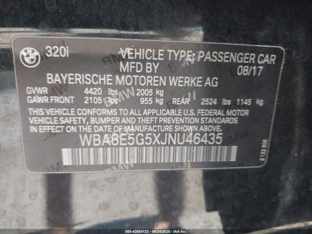 2018 BMW 320I WBA8E5G5XJNU46435 Photo 8