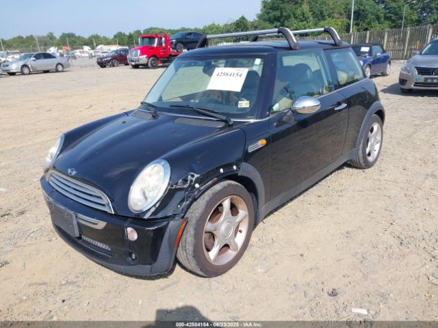 2005 MINI COOPER WMWRC335X5TJ72336 Photo 1