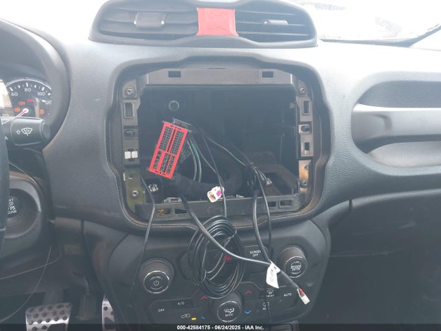 ZACNJBC12KPJ94690 Jeep 2019