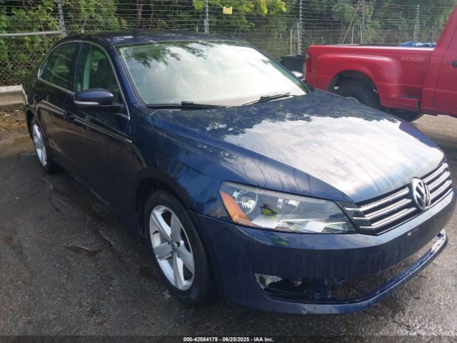 2014 VOLKSWAGEN PASSAT 1VWAT7A39EC030534