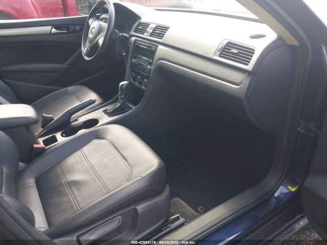 2014 VOLKSWAGEN PASSAT 1VWAT7A39EC030534 Photo 4