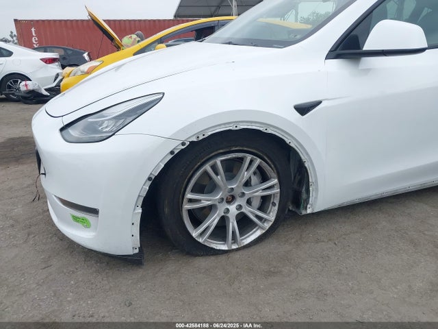 7SAYGDEE4PA056416 Tesla 2023