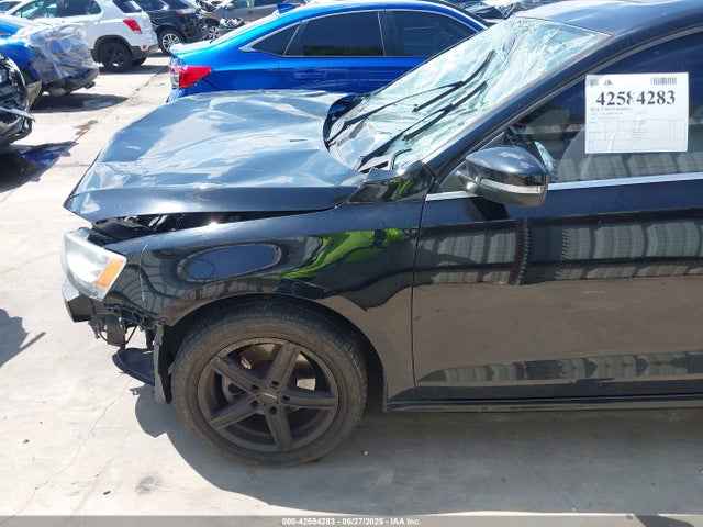 3VWD67AJ1GM321193 Volkswagen 2016