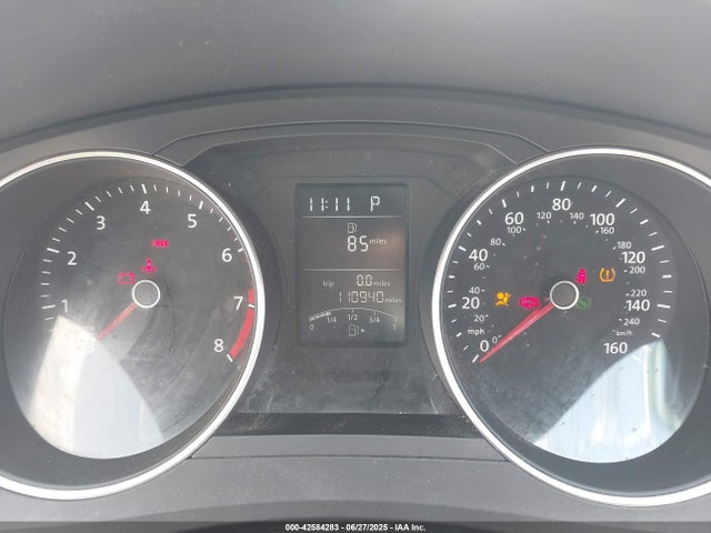 3VWD67AJ1GM321193 Volkswagen 2016