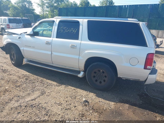 2004 CADILLAC ESCALADE ESV 3GYFK66N24G327974 Photo 2