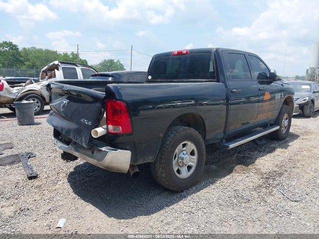 RAM 2016 2016 3C6UR5CL2GG281015 Image 4