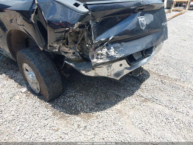 RAM 2016 2016 3C6UR5CL2GG281015 Image 6