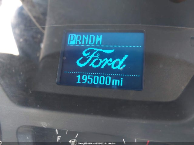 Ford Transit-250 2016 1FTYR2CM4GKB02399 Image 16