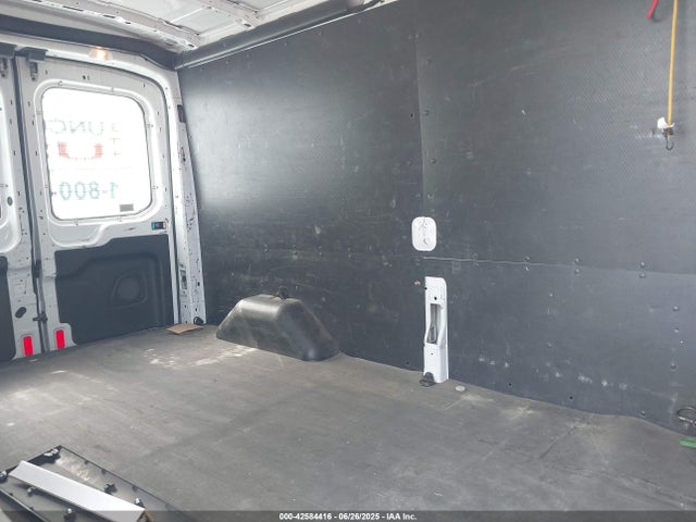 Ford Transit-250 2016 1FTYR2CM4GKB02399 Image 8