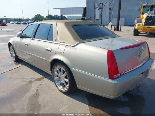 2008 CADILLAC DTS 1G6KD57Y98U124040 Photo 2