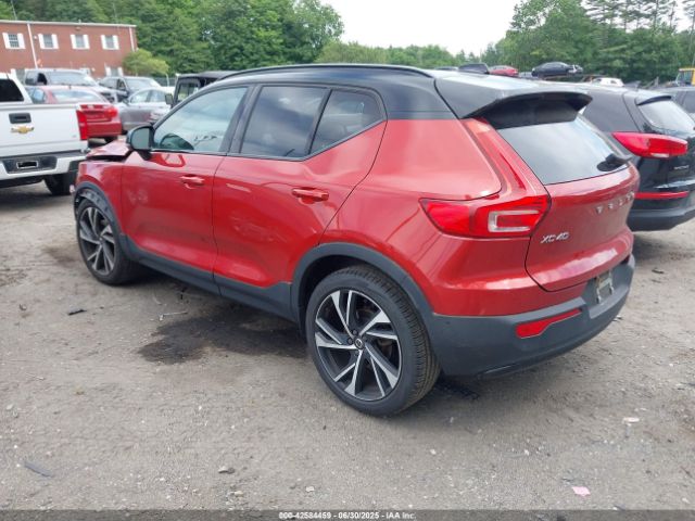 2021 VOLVO XC40 YV4162UM5M2416628 Photo 2