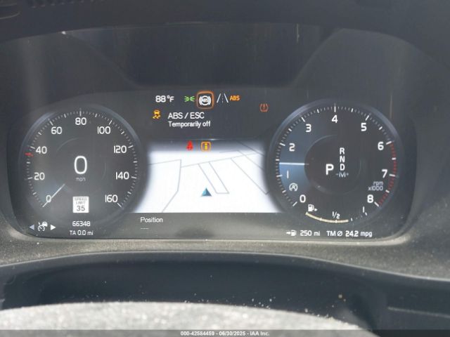 2021 VOLVO XC40 YV4162UM5M2416628 Photo 6