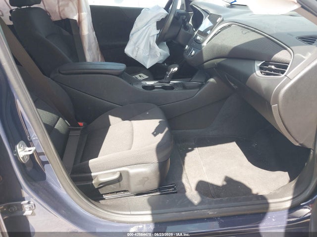 1G1ZD5ST4SF144689 Chevrolet lfv