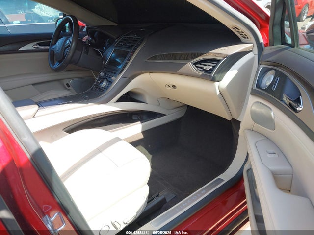 3LN6L5MU7KR617325 Lincoln 2.0l 4v atk