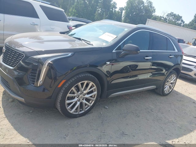 2019 CADILLAC XT4 1GYFZDR44KF156789 Photo 1