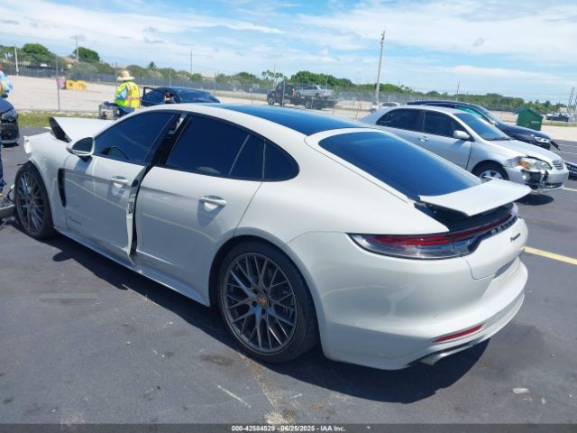2021 PORSCHE PANAMERA WP0AJ2A78ML116401 Photo 2