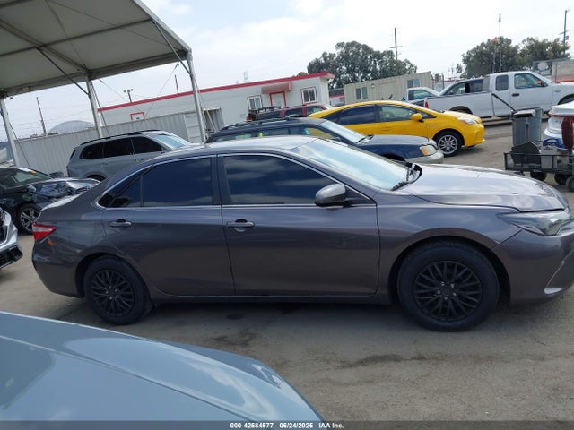 4T1BF1FK5HU786416 Toyota CAMRY LE