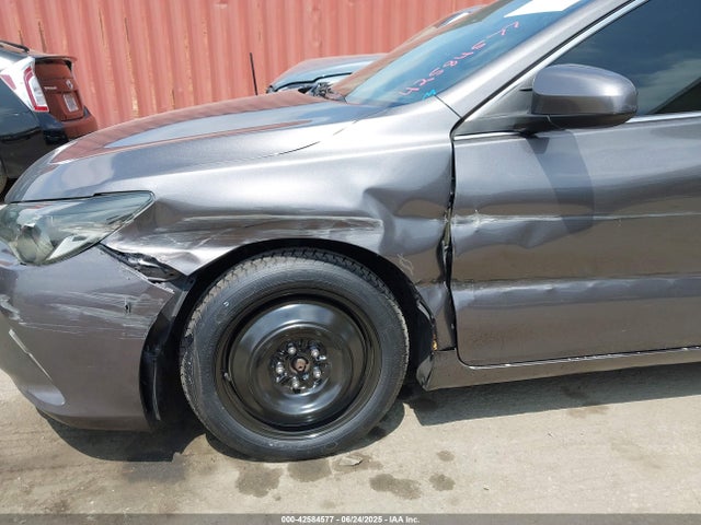 4T1BF1FK5HU786416 Toyota CAMRY LE