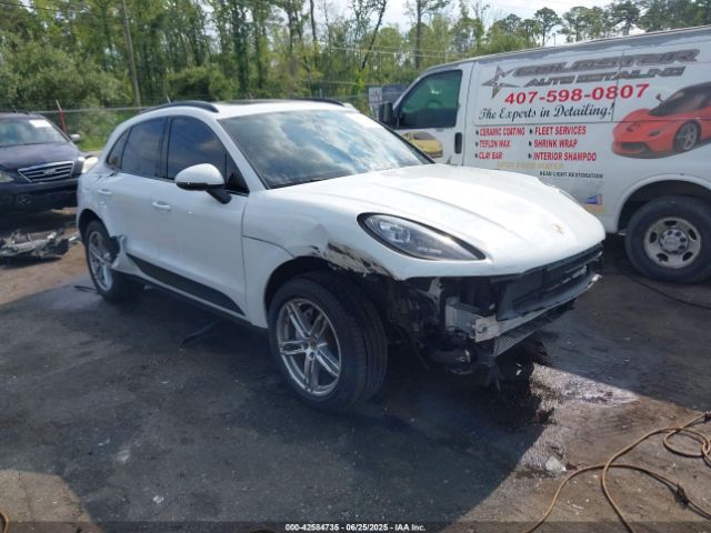 2020 PORSCHE MACAN WP1AA2A51LLB06840