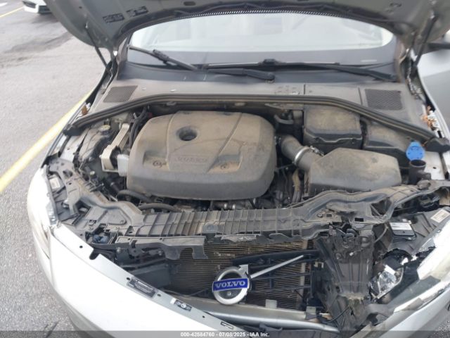 2018 VOLVO S60 YV126MFL4J2452324 Photo 9