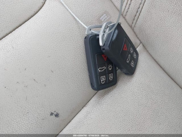 2018 VOLVO S60 YV126MFL4J2452324 Photo 10