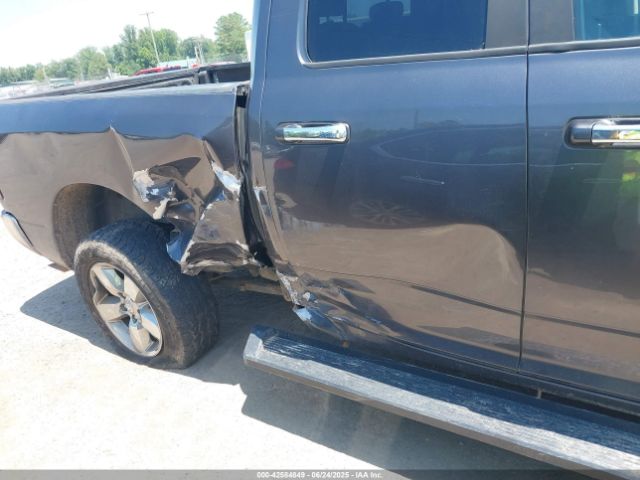 2017 RAM 1500 1C6RR7GG9HS727282 Photo 5