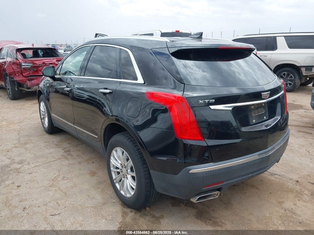 2018 CADILLAC XT5 1GYKNARS7JZ175034 Photo 2