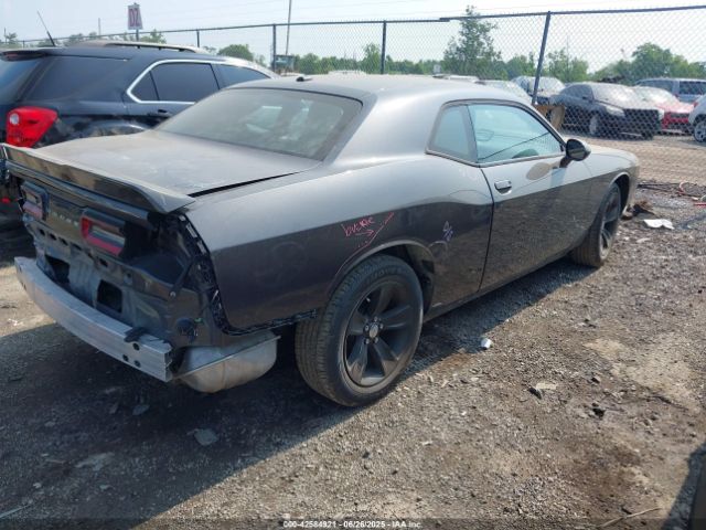 2019 DODGE CHALLENGER 2C3CDZAG7KH677566 Photo 3