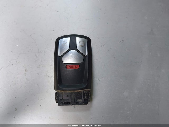 2018 AUDI A4 WAUKMAF49JA137380 Photo 10