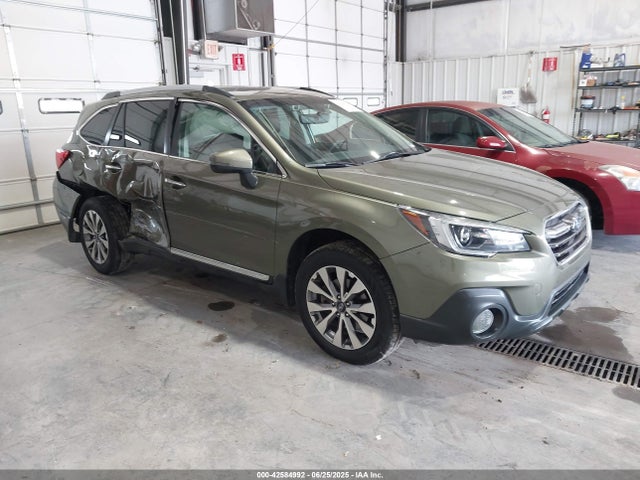 Subaru u4 2018 4S4BSETC1J3222502 main image