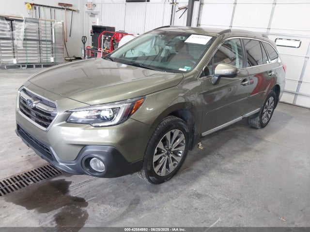 Subaru u4 2018 4S4BSETC1J3222502 Image 2