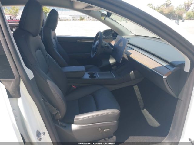 2024 TESLA MODEL Y 7SAYGAEE3RF157600 Photo 4