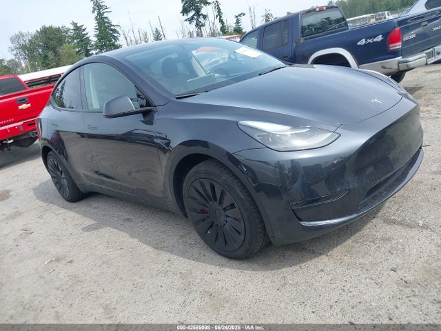 2024 TESLA MODEL Y 7SAYGDEDXRF054960 Photo 0