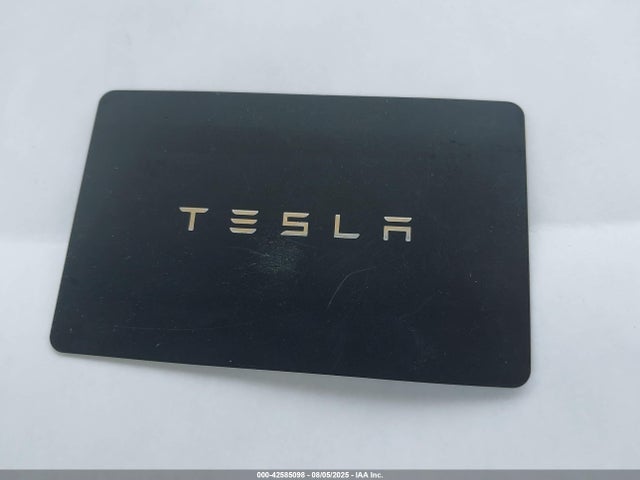 2024 TESLA MODEL Y 7SAYGDEDXRF054960 Photo 10